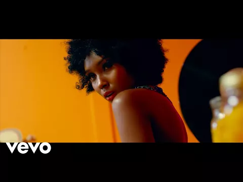 Download MP3 Mr Eazi - Pour Me Water (Official Video)