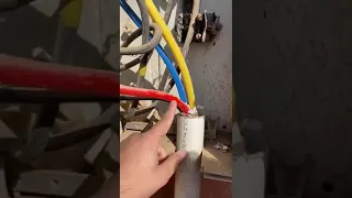 خطأ في توصيل عداد الكهرباء وتدبيل الفاتورة  خطأ في توصيل عداد الكهرباء وتدبيل الفاتورة