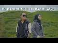 Download Lagu Andra Respati Feat. Gisma Wandira - Bertahan Di Tengah Ragu (Official Music Video)