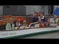 Download Lagu Constantijn, Laurentien, Eloise en Claus met Beatrix aan boord van Groene Draeck