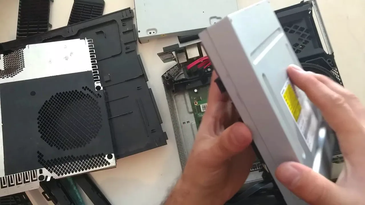 Como abrir xbox 360 completo, Desmontagem e montagem