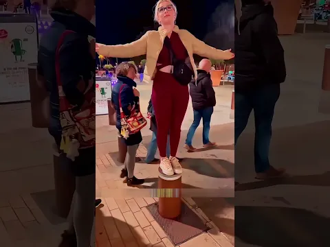 Mom Stands on a Dangerous Red Light😳