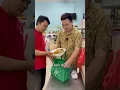 LIHAT SUAMI CHINA BELI NASI PADANG PAKAI MANGKOK😆