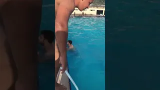 تحديات في المسبح 