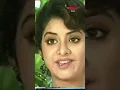 Download Lagu Late Divya Bharti on signing her first autograph! #divyabharti #saatsamundar