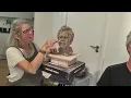 Download Lagu 3 Portretmakers in Galerie Dwingeloo
