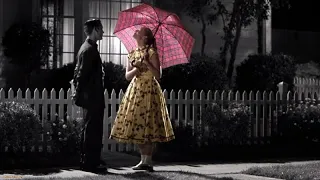 اخ واخته التوأم بيدخلوا جوه مسلسل كوميدى بالابيض و الاسود فى الماضى ملخص فيلم Pleasantville 