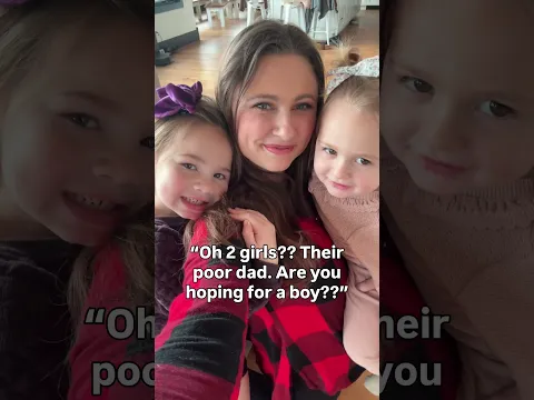 When this mom is out with the girls…little do they know #family #momlife #boymom #sister #pregnancy