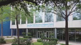 Houston ISD school board approves new academic calendar with 8 more days added
