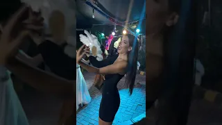 وأنا هاجي مع السوهاجي والقناوي والسيناوي والمحلاوي اللي ميه ميه والنوي الجمال حسين الجسمي 