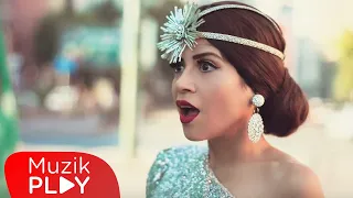 Aydilge Hayat Şaşırtır Official Video  Aydilge Hayat Şaşırtır Official Video