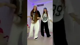 تيك توك لانا و لين بالعودة يا بلادي 