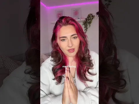 manifesting with a twist✨ #pinkhair