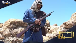 بكل شجاعة السبع يذبح الذيب ويعود به للقبيلة 