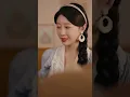 تملك مساحة خاصة، تفرغ منزل زوجها وأهله من كل ممتلكاتهم، وتضرب الأقارب الأشرار وتنتقم منهم!