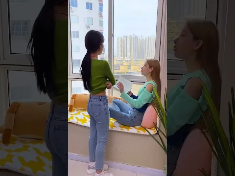 Cẩn thận có người nhìn trộm đấy