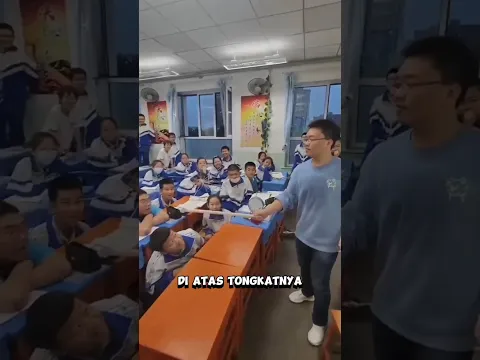 Guru ini melakukan sulap didepan muridnya menggunakan tali plastik dan tongkat #shortvideo #shorts