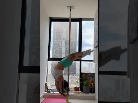 Si no sabes cómo bajarte de un tubo de pole dance no opines 🥹