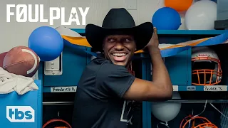 Anthony Davis and Grete Griffin Prank Robert Griffin III Clip Foul Play With Anthony Davis TBS