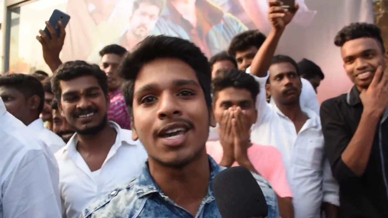 Vijay fans Anger on Ajith fans