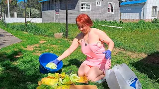 Garden work. Country kitchen. Life in a Uruguayan village. Mila naturist.