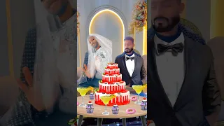 لما امك تروح فرح وابوك يتخانق معاها 