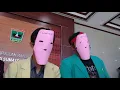 Download Lagu Aksi pelakonan oleh mahasiswa di tangga dalam gedung DPRD Provinsi Sumbar