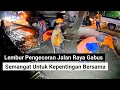 Download Lagu tetap semangat para pekerja lembur pengecoran jalan raya kali gabus tambun bekasi, hingga malam hari