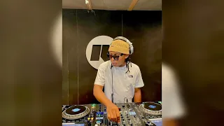 dj obza ngixolele ft leon lee