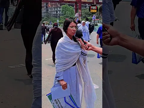 টেকনিক ইজি এডুকেশনের প্রতিটি বইয়ের সাথে রয়েছে QR CODE | স্ক্যান করলেই হাজির ফ্রি শিক্ষক !