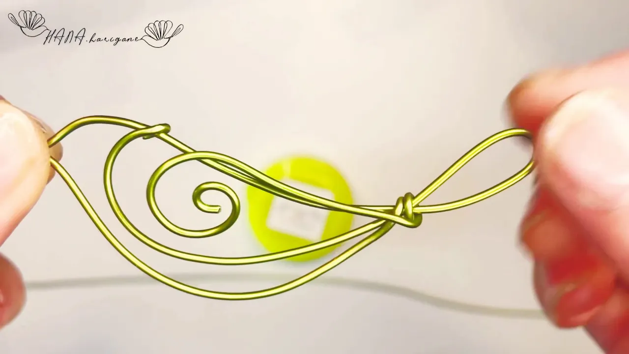 曲げてひねって作ろう！初めてでも簡単なワイヤーアートのアイデア