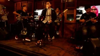 Live At Loco Cafe Malioboro | Cucu Sudiana ft The Band - Ada Band Manja