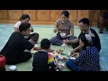 Download Lagu Uncle Chuc treated Manh Yen's family to an intimate meal to welcome the birth of the baby boy.