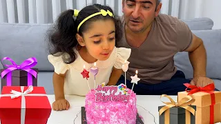 Defne'nin Doğum günü ve Sürpriz Hediyeleri açıyoruz