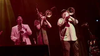 The California Honeydrops - Tulsa Time (Live) [Official]