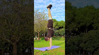 كيفية الوقوف على اليدين للمبتدئين  كيفية الوقوف على اليدين للمبتدئين