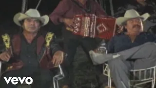 Luis Y Julian - Se Mamo El Becerro