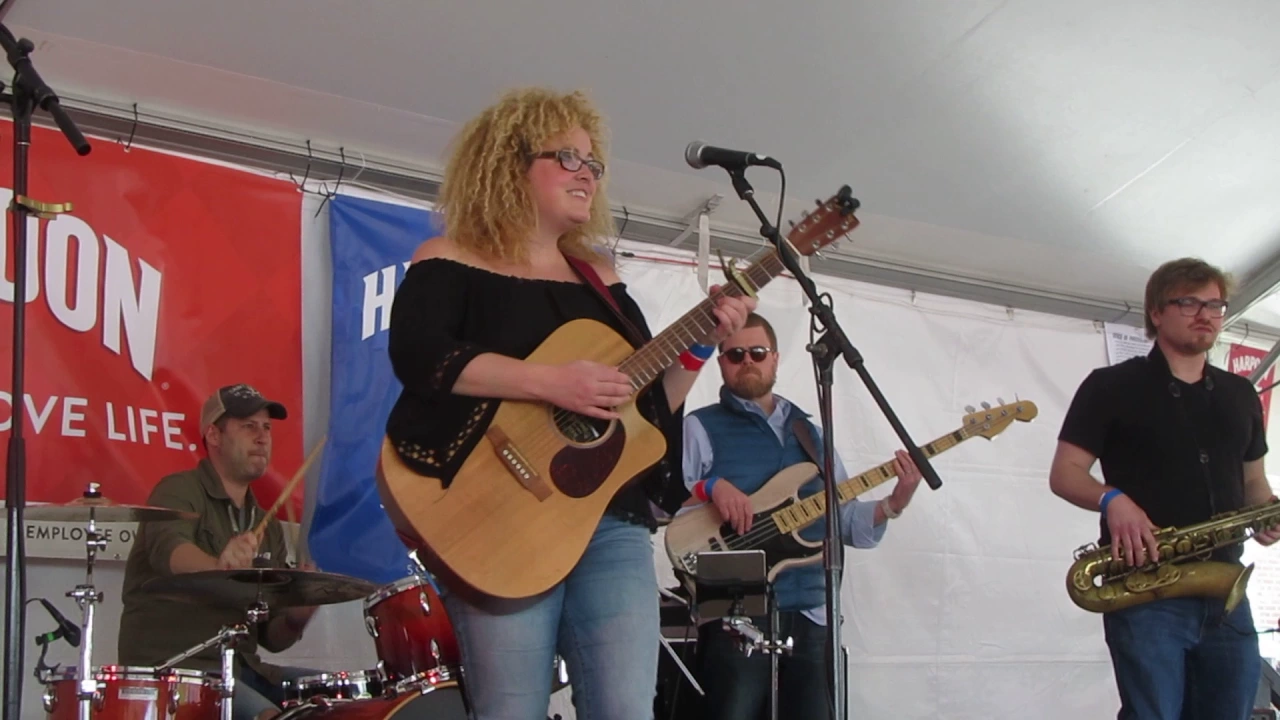 Samantha Farrell   live from HarpoonFest 2017