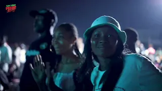 hot praise medley from comedian akpororo ojo mega praise jamz