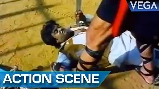 rajnikanth fights with dara singh maaveeran tamil movie action scene