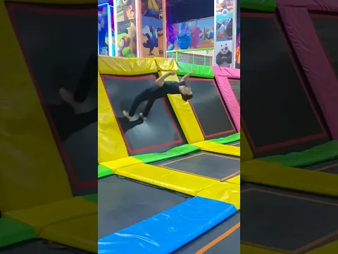 Amanah mall trampoline park🤩😱 #shortvideo #foryou #Trick shot
