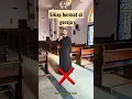 Cara berlutut yang baik dan benar saat masuk ke gereja #shorts #ibadah #katolik