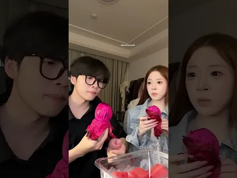 Brother Challenged His Sister to Copy His Eating Speed