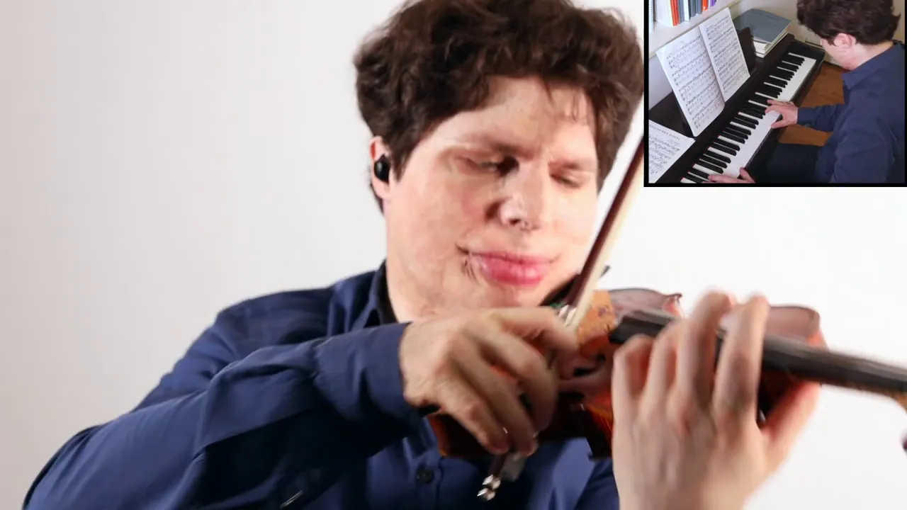 Augustin Hadelich plays Bartók Romanian Folk Dances Augustin Hadelich plays Bartók Romanian Folk Dances