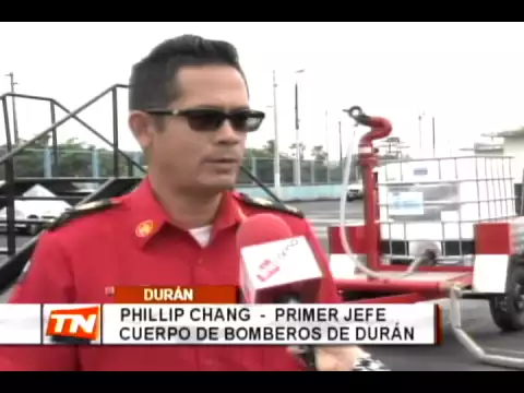 Entregan nuevos implementos para combatir incendios a bomberos