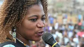 angela chibalonza nimekukimbilia ewe bwana swahili gospel song