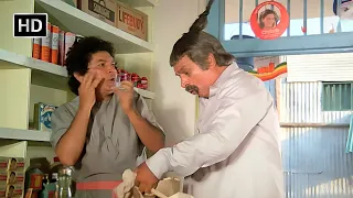 हरामखोर कंजूस मालिक के बदन की बदबू आ रही है हा साले | Kader Khan, Asrani | Swarag Se Sunder Comedy