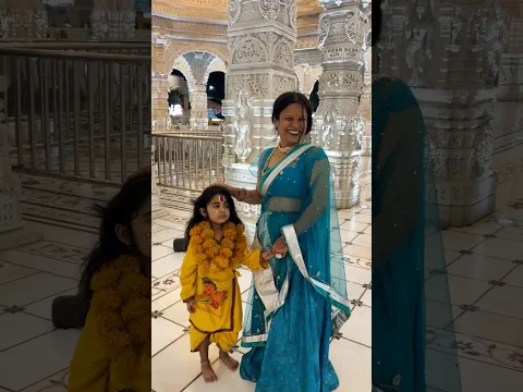 Maa ka Pyaar ❤️🥺JAI SHREE KRISHNA🦚 #shorts #jaishreekrishna #maa #heartt