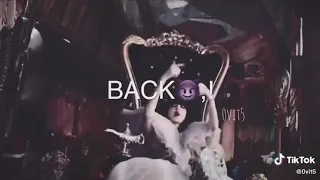 ليسا مقطع ها بطيق                                                          كنت منزلته لكن انحذف دندنها
