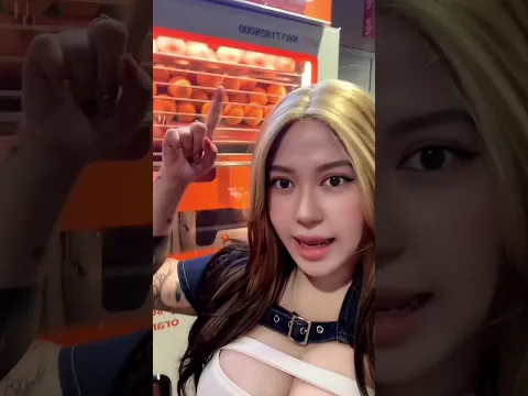 Trải nghiệm thử nước ép cam siêu tốc ở Sing